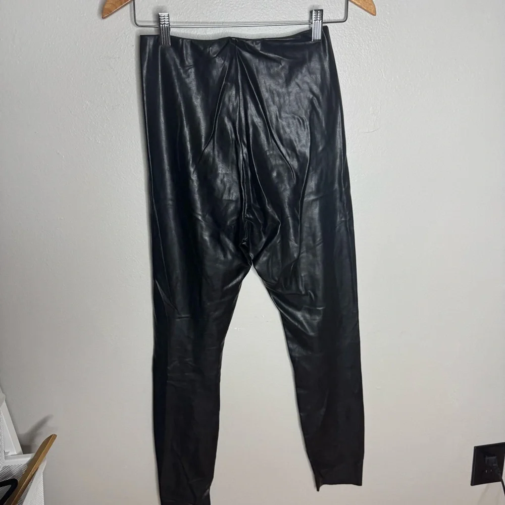 Aritzia Wilfred Free Leather Leggings High Rise Black